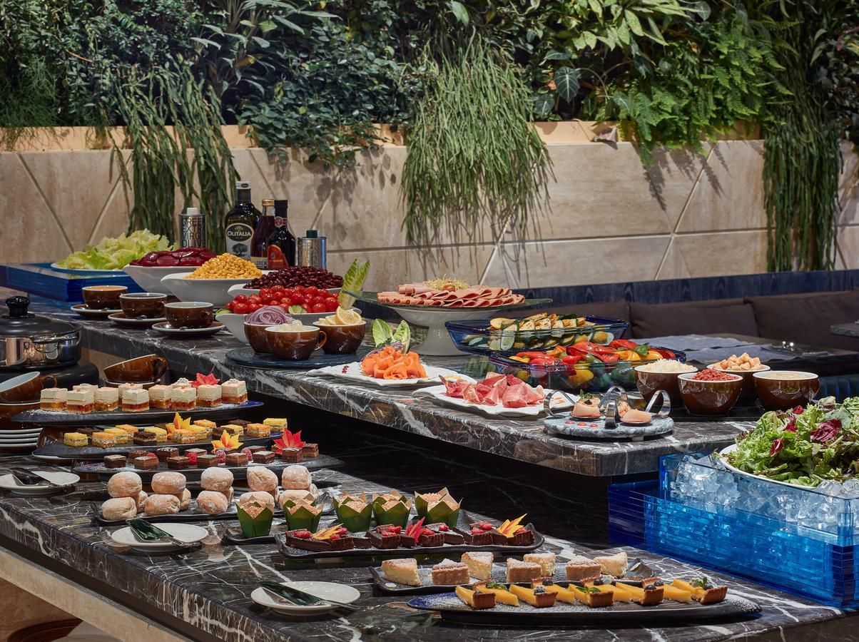הונג קונג The Emperor Hotel מראה חיצוני תמונה