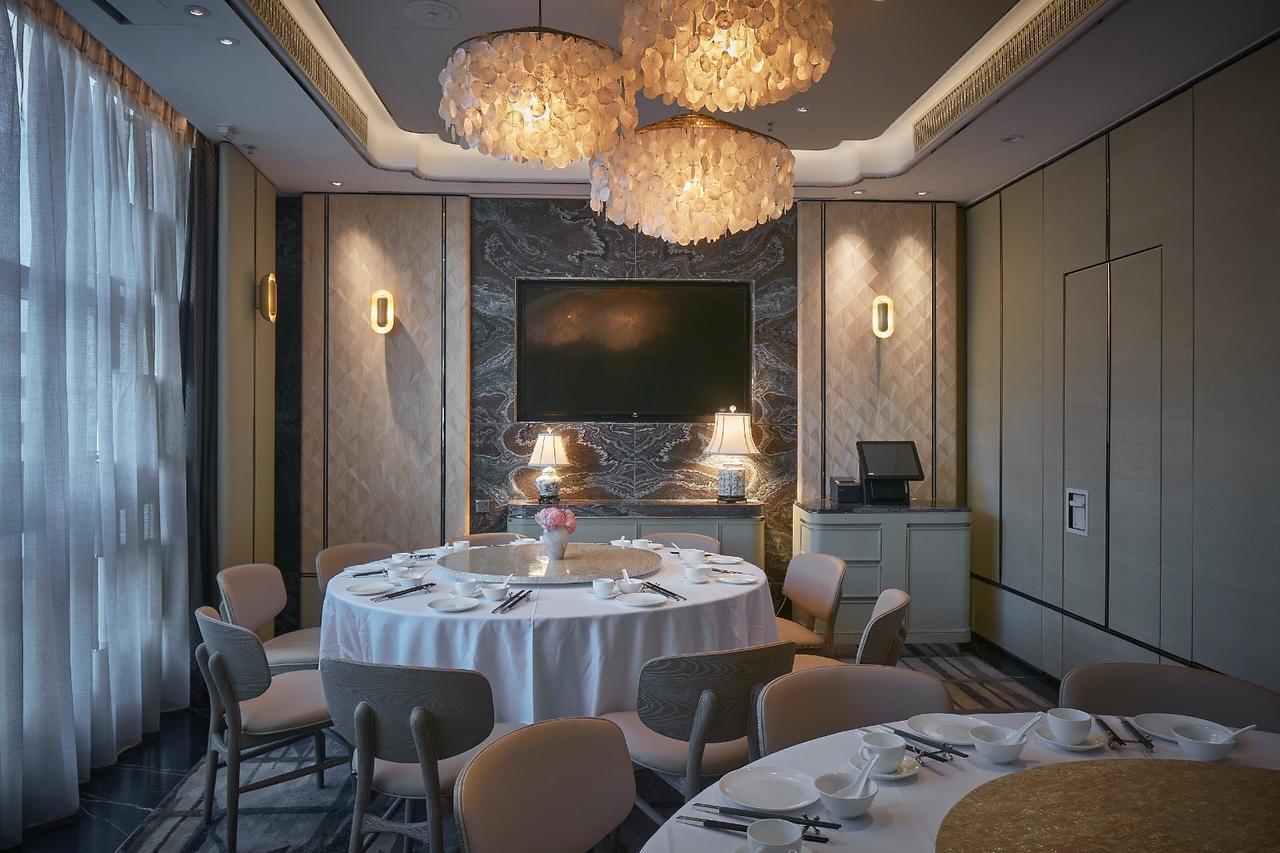הונג קונג The Emperor Hotel מראה חיצוני תמונה